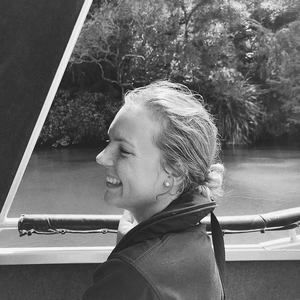 Meet your Posher, Romana